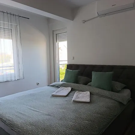 Apartment Dunja *