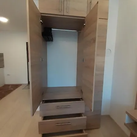 Apartman Dunja Apartment